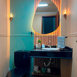 Envelopamento de parede de banheiro - Decoração - Osasco - SP Envelopamento de parede de banheiro - Decoração - Osasco - SP