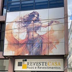Impressão e aplicação de adesivo perfurado em fachada - Alphaville - SP