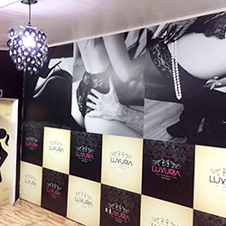 Painel fotográfico Luxúria Sex Shop