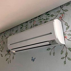 Envelopamento de ar condicionado com Branco Fosco - São Paulo