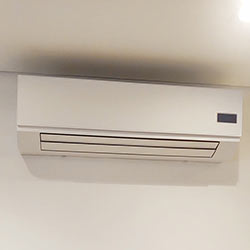 Envelopamento de ar condicionado - Branco Fosco - Pinheiros - São Paulo