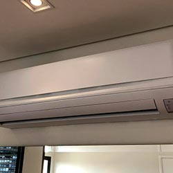 Envelopamento de ar condicionado - Branco Fosco - Zona Oeste - São Paulo