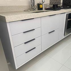 Envelopamento de armários de cozinha - Branco Brilho e Fosco - Cambuci - São Paulo
