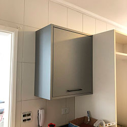 Envelopamento de armário de cozinha com Jateado Argento - Itaim Bibi - São Paulo