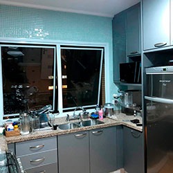 Envelopamento de armários de cozinha com Jateado Silver - Indianápolis - São Paulo