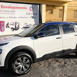 Envelopamento de Citroen Cactus com Azul