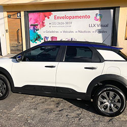 Envelopamento de Citroen Cactus com Azul