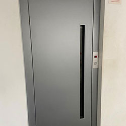 Envelopamento de Elevador - Satin Silver Metalic - Saúde - São Paulo