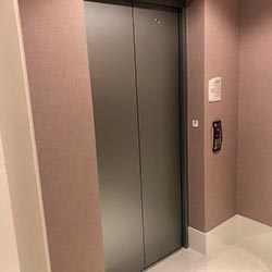 Envelopamento de Porta de Elevador - Satin Silver - Barra Funda - São Paulo