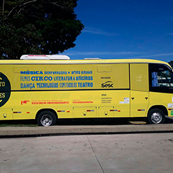 Envelopamento de Micro Ônibus - Circuito Sesc de Artes