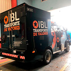 Plotagem de veículo para empresa em São Paulo