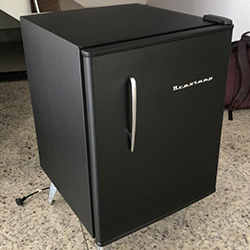 Envelopamento frigobar Brastemp Retrô com Preto Fosco - São Paulo