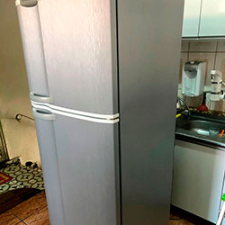 Envelopamento de geladeira com Aço Escovado - Tutuapé - SP