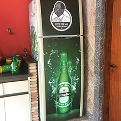 Envelopamento de Geladeira em São Paulo com Impressão Heineken