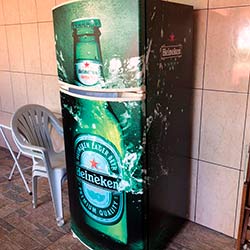 Envelopamento de geladeira com imagem de Heineken - Tucuruvi - São Paulo