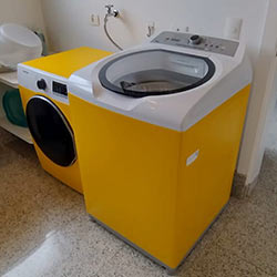Envelopamento de máquina de lavar roupas - Amarelo Médio - Vila Nova Conceição - São Paulo