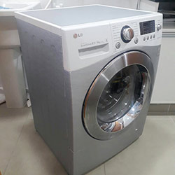 Envelopamento de máquina de lavar roupa com inox - aço escovado