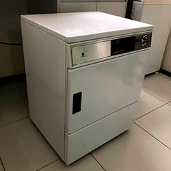 Envelopamento de máquina de secar roupas com Branco Brilho - Vila Mariana - São Paulo